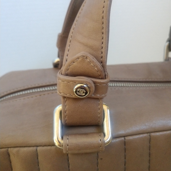 Chanel Lambskin Mademoiselle Bag - Picture 5 of 14